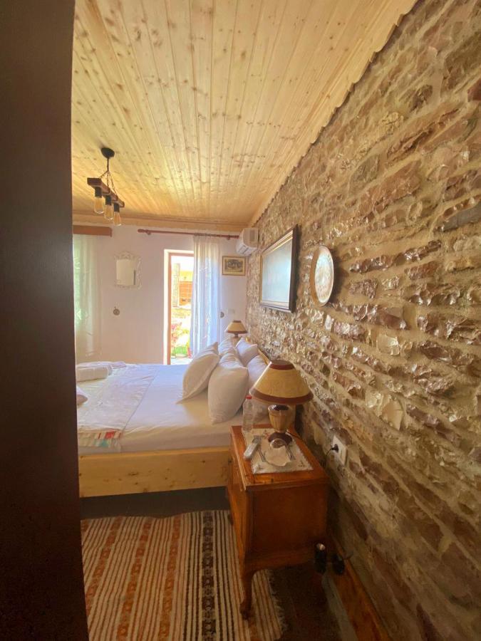 Gjirokastër "Villa 70" Guesthouse מראה חיצוני תמונה