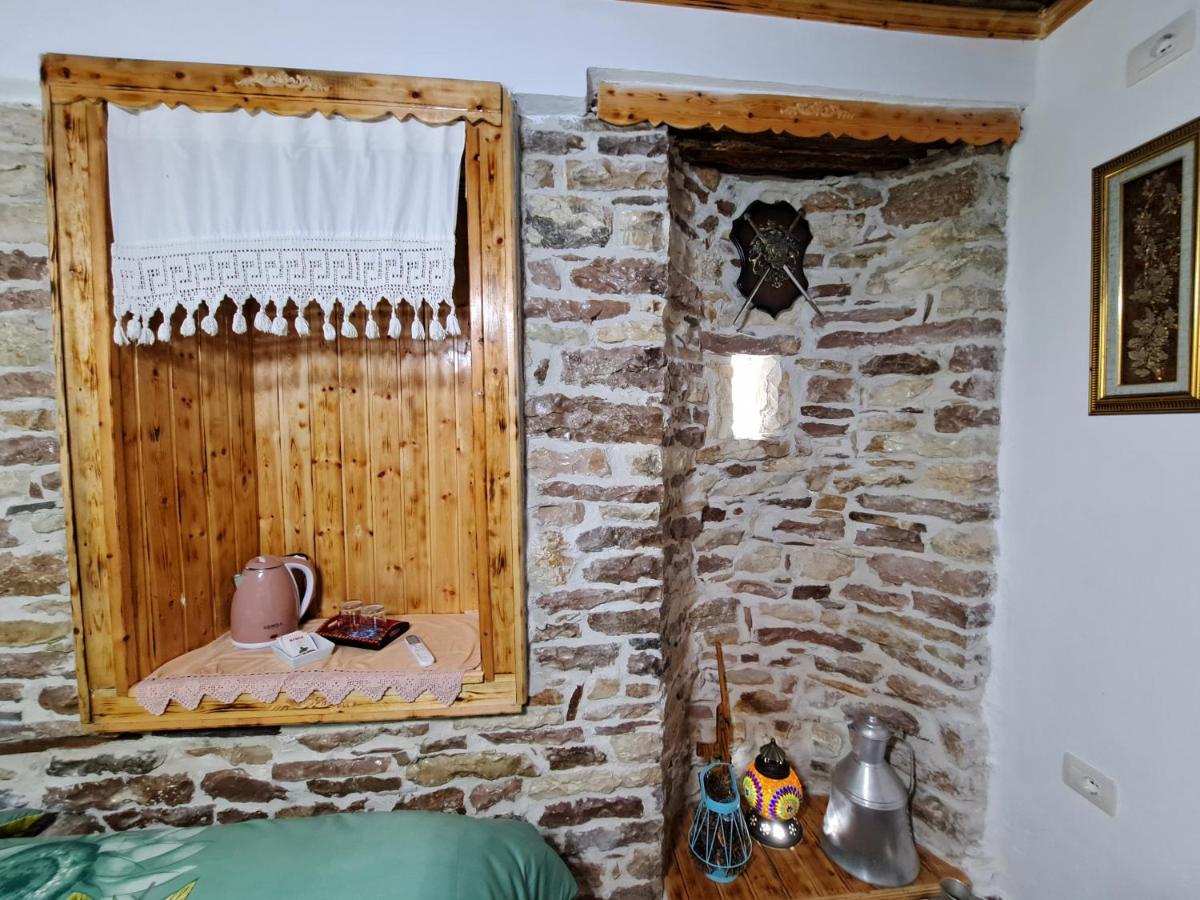 Gjirokastër "Villa 70" Guesthouse מראה חיצוני תמונה