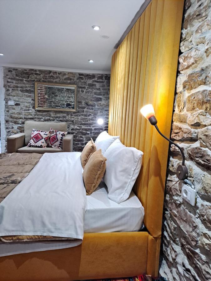 Gjirokastër "Villa 70" Guesthouse מראה חיצוני תמונה