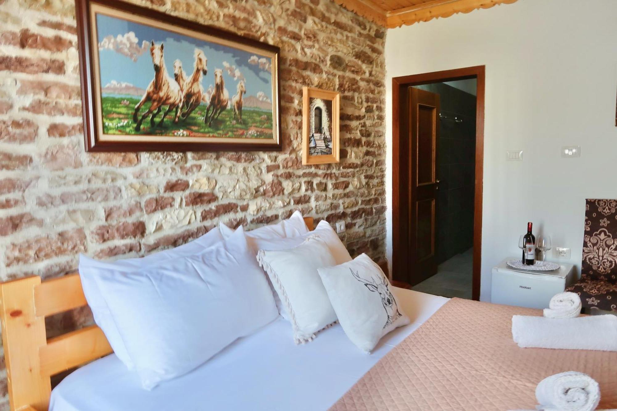 Gjirokastër "Villa 70" Guesthouse מראה חיצוני תמונה