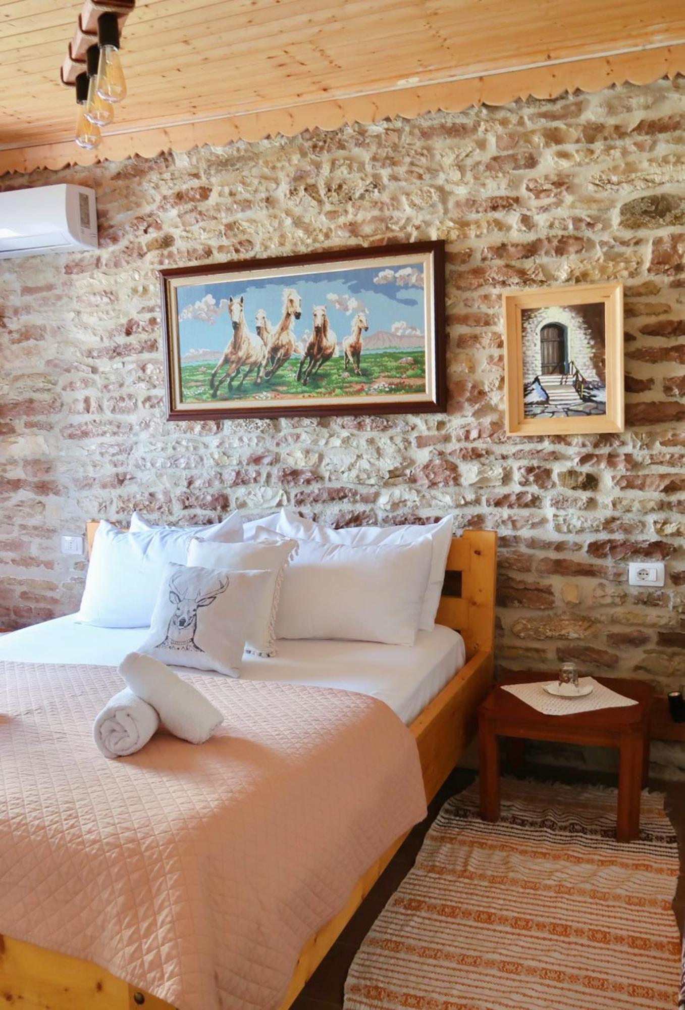 Gjirokastër "Villa 70" Guesthouse מראה חיצוני תמונה