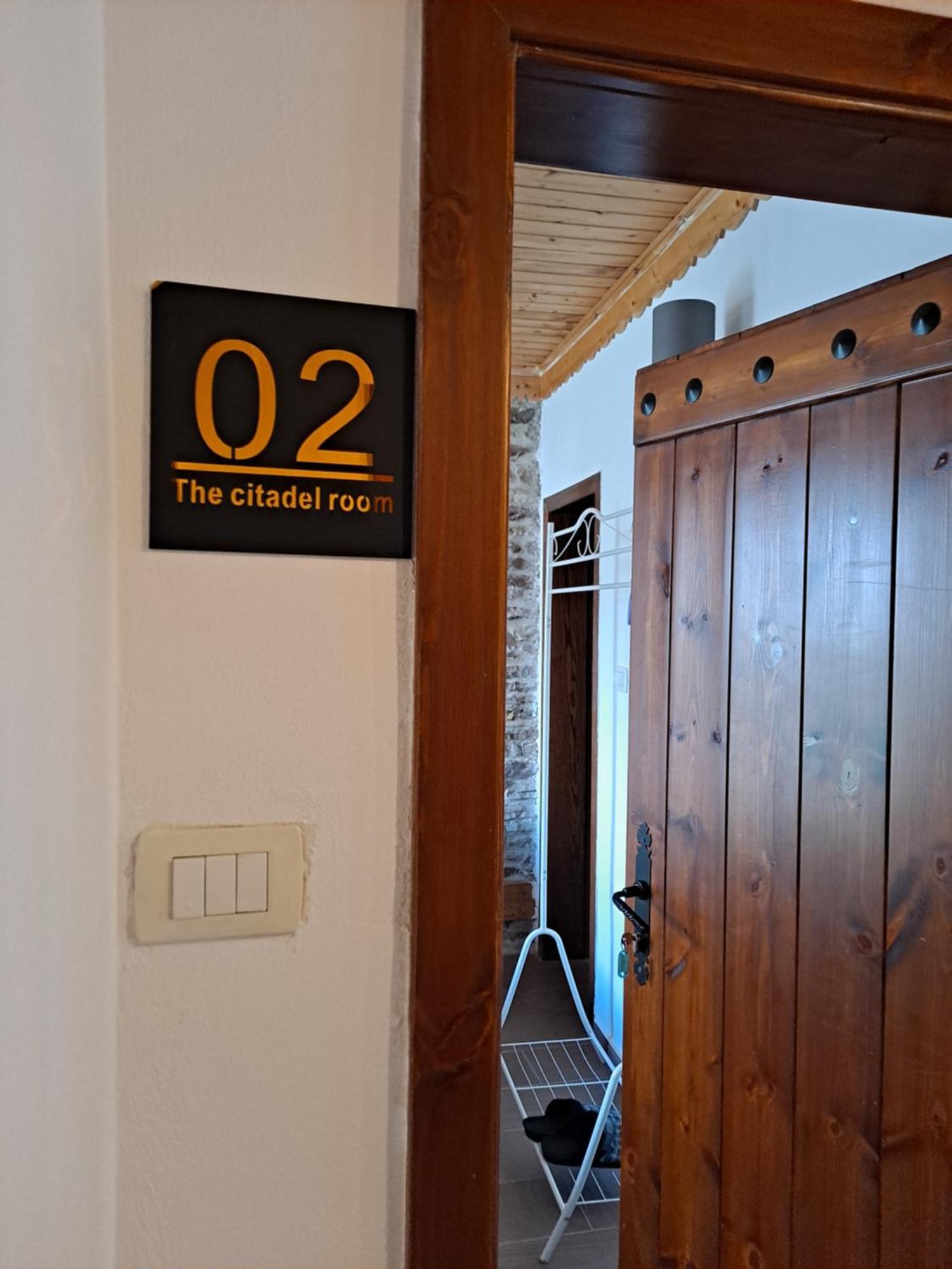 Gjirokastër "Villa 70" Guesthouse מראה חיצוני תמונה