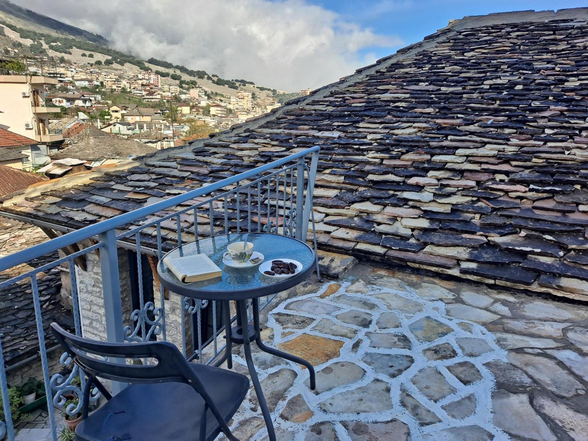 Gjirokastër "Villa 70" Guesthouse מראה חיצוני תמונה