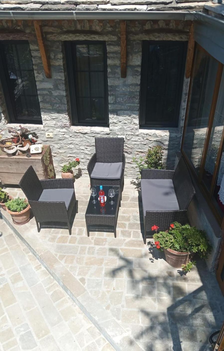 Gjirokastër "Villa 70" Guesthouse מראה חיצוני תמונה