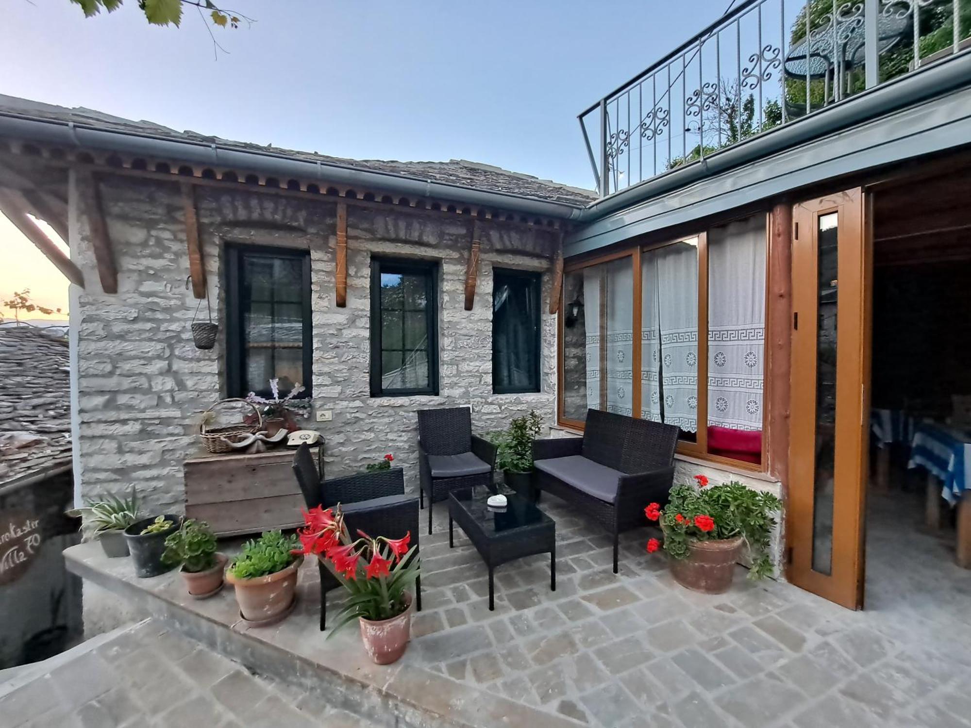 Gjirokastër "Villa 70" Guesthouse מראה חיצוני תמונה